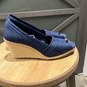 Skechers wedge Espadrilles open toe canvas fabric size 8
